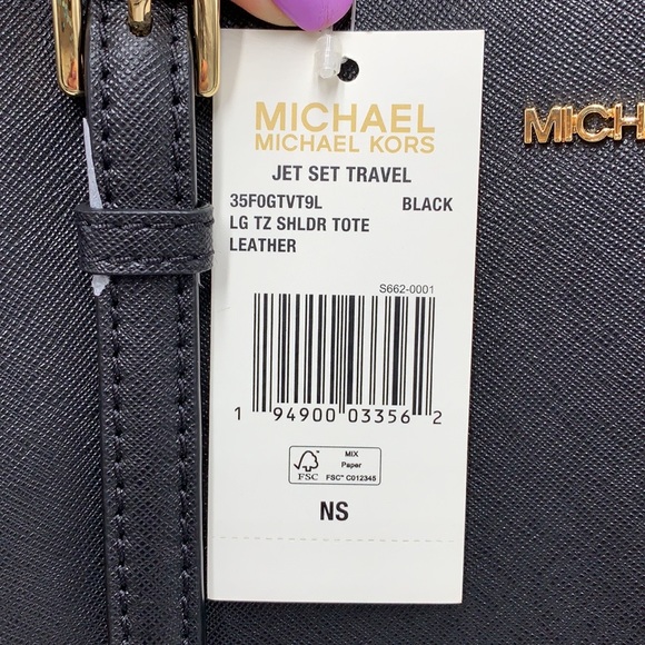 MICHAEL KORS
Jet Set Travel Large Top Zip Shoulder Tote Saffiano Leather
Black - Picture 5 of 16